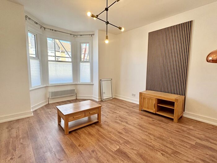 3 Bedroom Maisonette To Rent In Ringstead Road, London, SE6