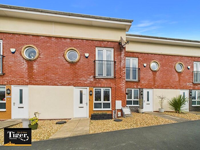 3 Bedroom Town House For Sale In Ashton Bank Way, Ashton-on-ribble, PR2