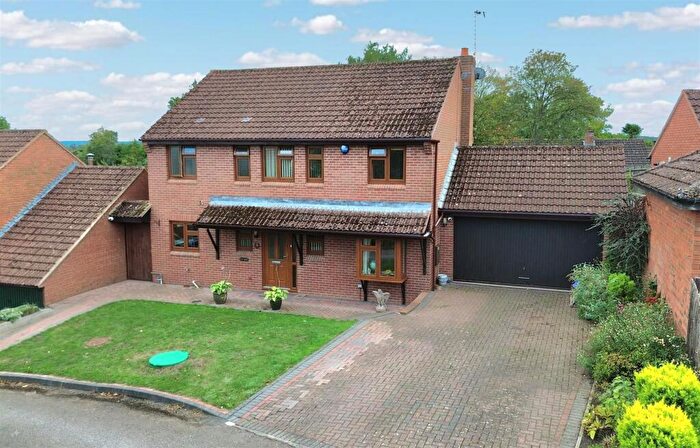 4 Bedroom Detached House For Sale In Mayalls Close, Tirley, Gloucester, GL19