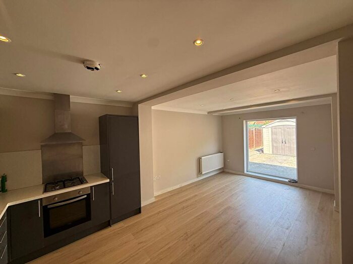 2 Bedroom Flat To Rent In Booth Road, London, NW9