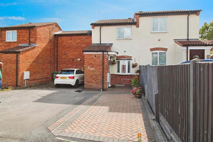 2 Bedroom Terraced House For Sale In Scafell, Rugby, CV21