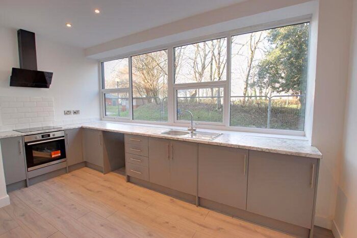 1 Bedroom Flat To Rent In Windsor Road, Trowbridge, BA14