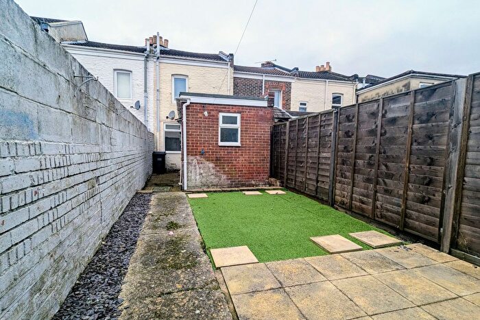 2 Bedroom Terraced House For Sale In Anns Hill Road, Gosport, PO12
