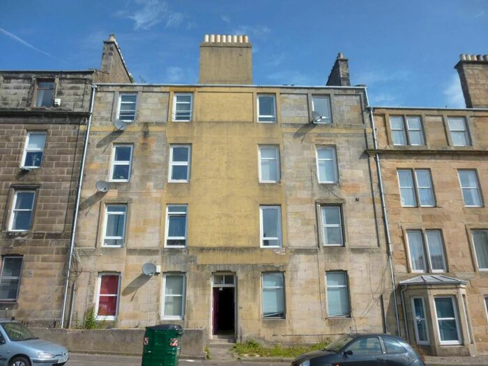 2 Bedroom Flat To Rent In Blackness Road, Dundee, DD2