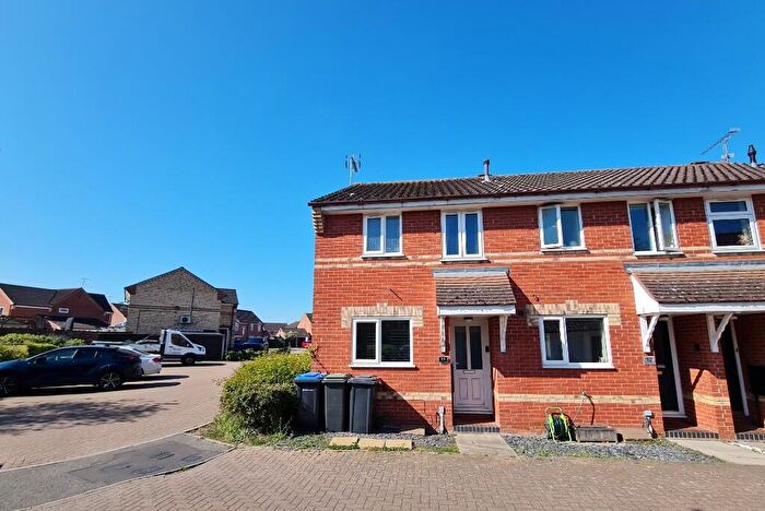 2 Bedroom End Of Terrace House For Sale In Mulberry Gardens, IP6