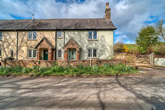 3 Bedroom End Of Terrace House For Sale In Milton Abbas, Blandford Forum, DT11