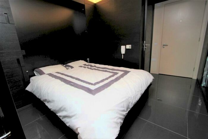 Studio To Rent In Pan Peninsula East Tower, Canary Wharf, E14