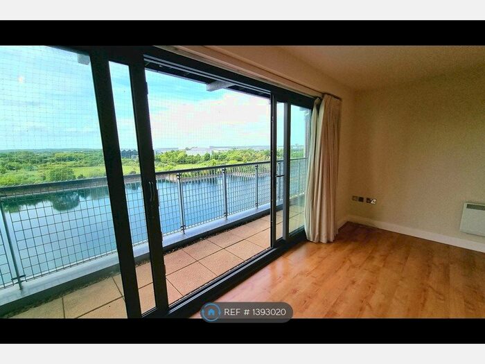 3 Bedroom Flat To Rent In Lakeside, Doncaster, DN4