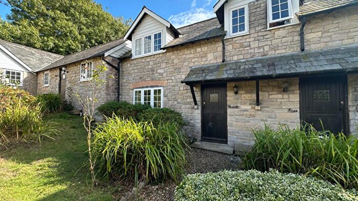 2 Bedroom Cottage To Rent In , DT3