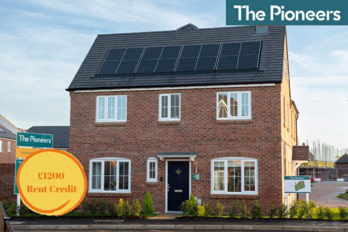 3 Bedroom Semi Detached House To Rent In The Pioneers, Rugby, Warwickshire, CV23