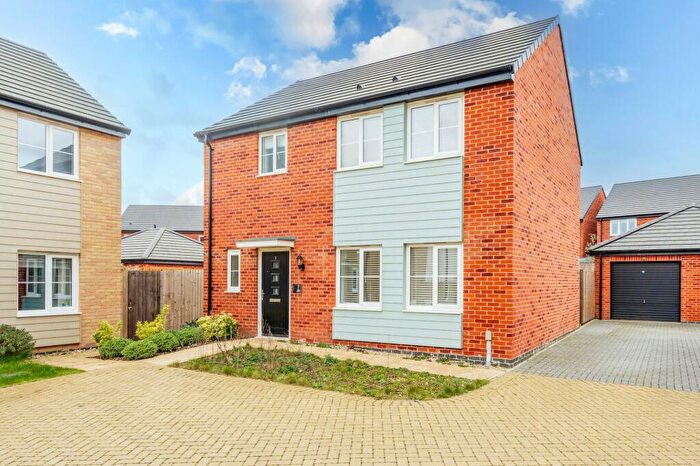 3 Bedroom Detached House For Sale In York Street, Rackheath, NR13