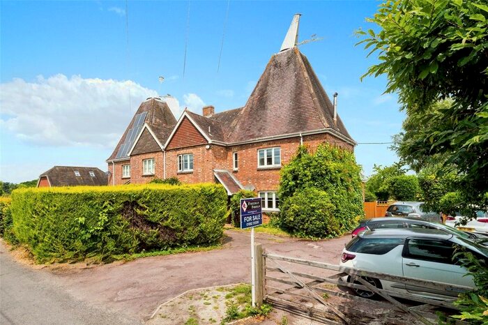 4 Bedroom Semi-Detached House For Sale In Marle Place Road, Horsmonden, Tonbridge, Kent, TN12