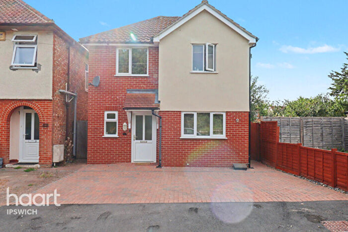 3 Bedroom Detached House For Sale In Marlow Road, Ipswich, IP1