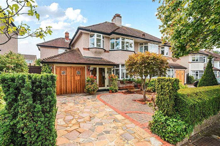 4 Bedroom Semi Detached House For Sale In Romany Rise, Orpington, BR5