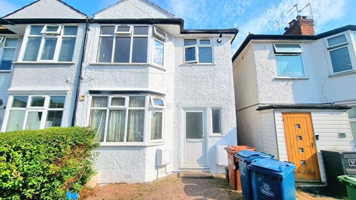 1 Bedroom Apartment To Rent In Athelstone Road, Harrow, HA3