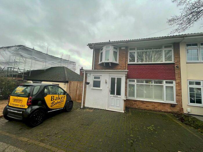 3 Bedroom Semi-Detached House To Rent In Princes Road, Buckhurst Hill, Essex, IG9