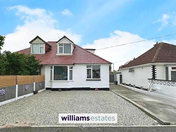 4 Bedroom Semi-Detached Bungalow For Sale In Deric Close, Prestatyn, LL19