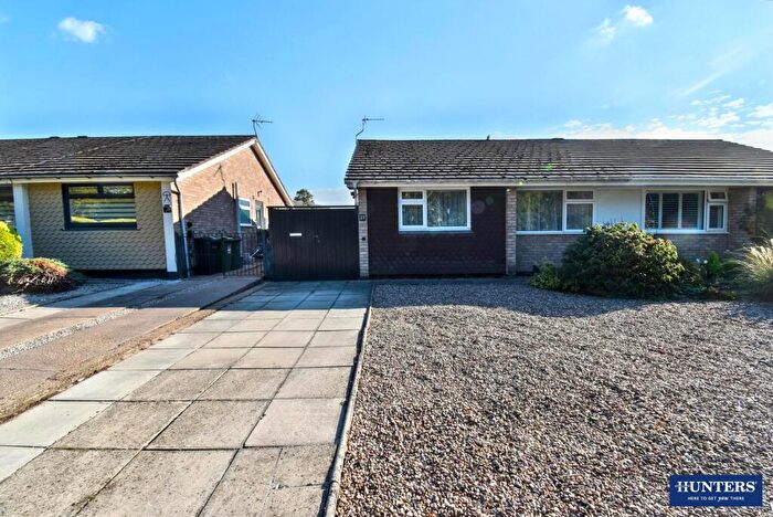 2 Bedroom Semi-Detached Bungalow For Sale In Harrington Road, Wigston, LE18
