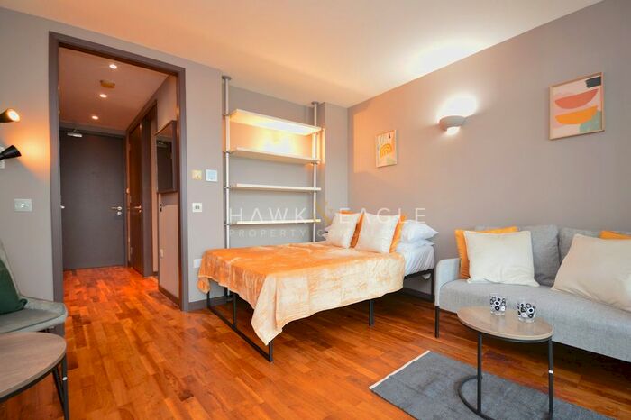 Studio To Rent In New Providence Wharf, Fairmont Avenue, London, E14