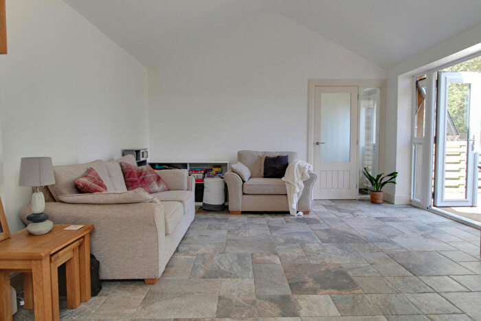 2 Bedroom Bungalow For Sale In Fernwood Farm, Rouncil Lane, Kenilworth, CV8