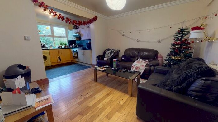 4 Bedroom Terraced House To Rent In Spring Bank Crescent, Headingley, Leeds, LS6