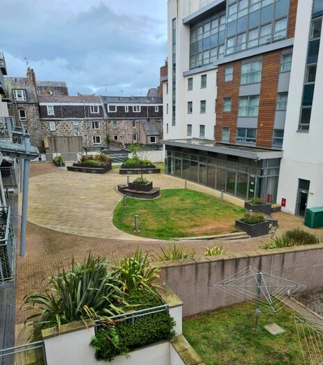 2 Bedroom Flat To Rent In Charlotte Street, Aberdeen, AB25