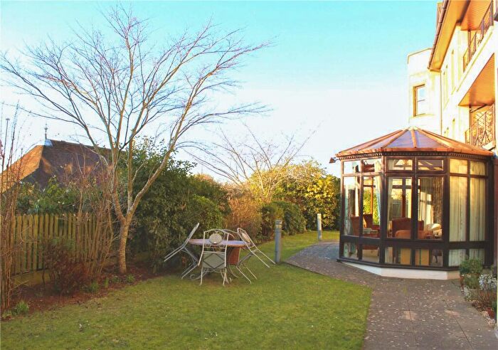 1 Bedroom Apartment For Sale In Whatley Road, Bristol, BS8