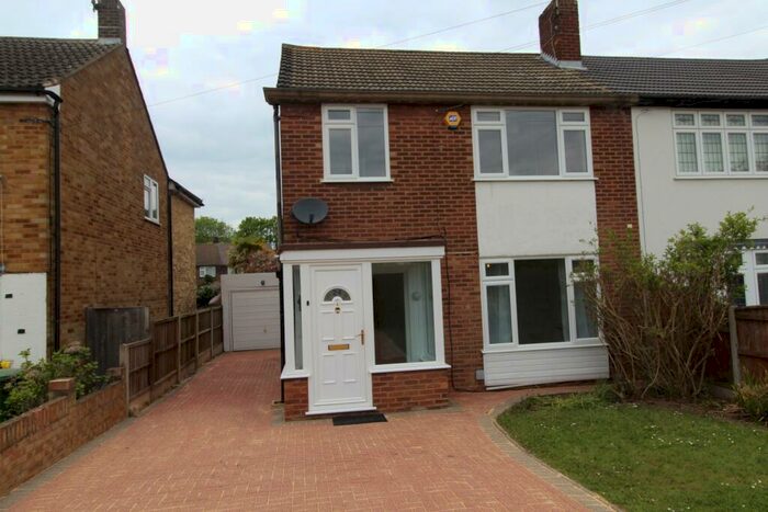 3 Bedroom Semi Detached House To Rent In Long Ridings Avenue, Hutton, Brentwood, Essex, CM13