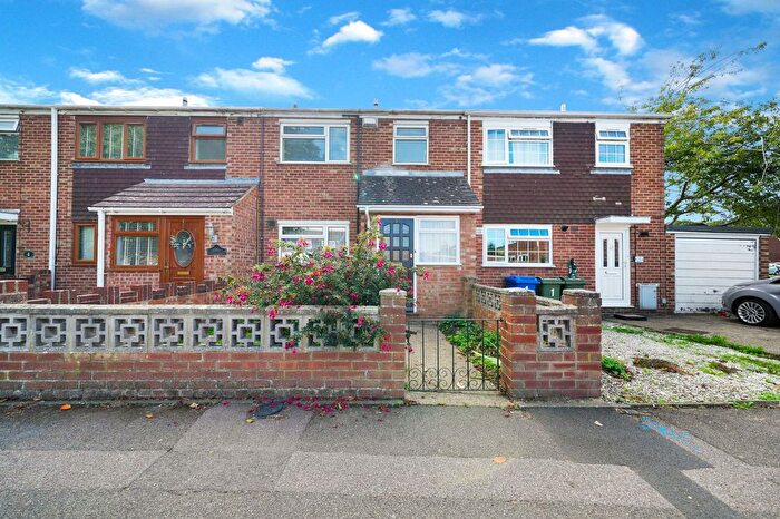 3 Bedroom Terraced House To Rent In Hutchings Close, Sittingbourne, ME10