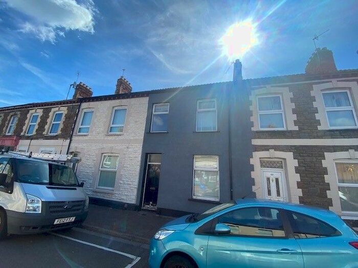 5 Bedroom Property To Rent In Carlisle Street, Splott, Cardiff, CF24