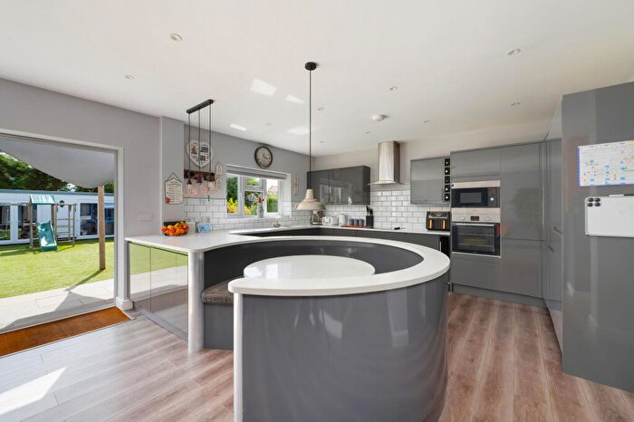 4 Bedroom Detached Bungalow For Sale In Alexandria Drive, Herne Bay, Kent, CT6