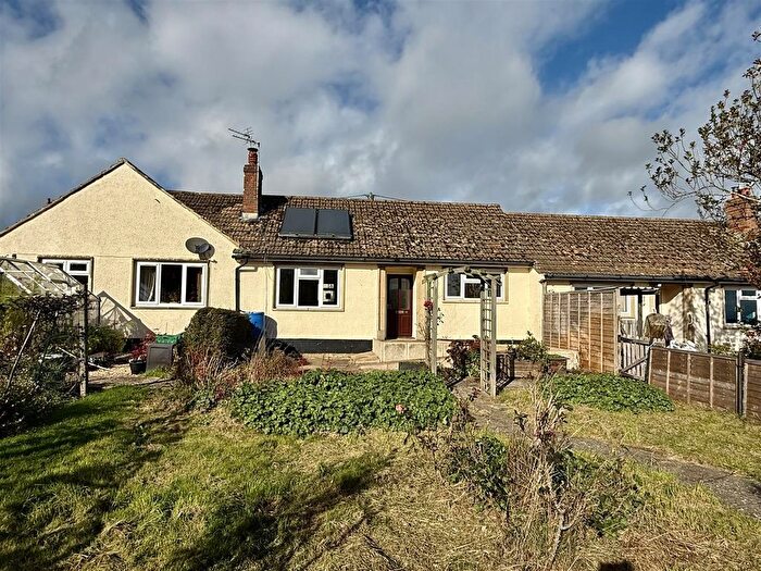 2 Bedroom Semi Detached Bungalow For Sale In Bendy Bow, Oaksey, Malmesbury, SN16