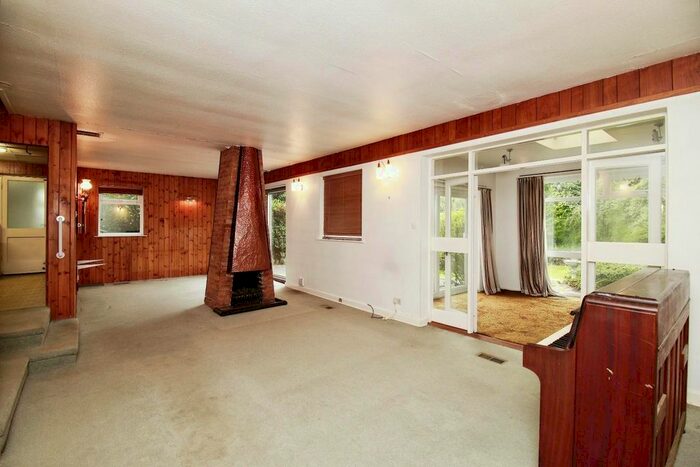 4 Bedroom Detached House For Sale In Lodge Road, Knowle, Solihull, B93