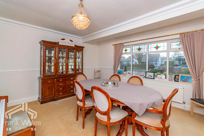 4 Bedroom Detached House For Sale In North Houses Lane, Lytham St. Annes, Lancashire, FY8