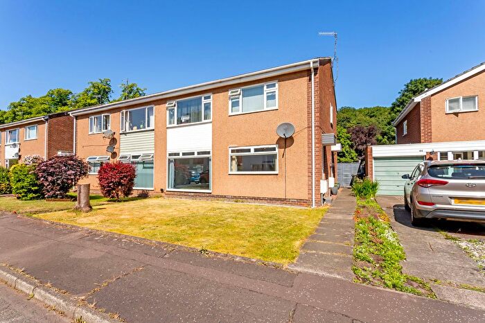 2 Bedroom Flat For Sale In Newbattle Abbey Crescent, Dalkeith, EH22
