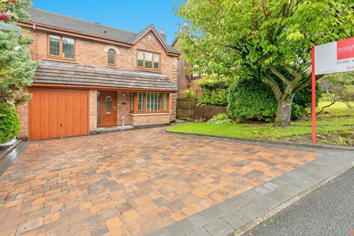 4 Bedroom Detached House For Sale In Hillsborough Avenue, Brierfield, Nelson, Lancashire, BB9