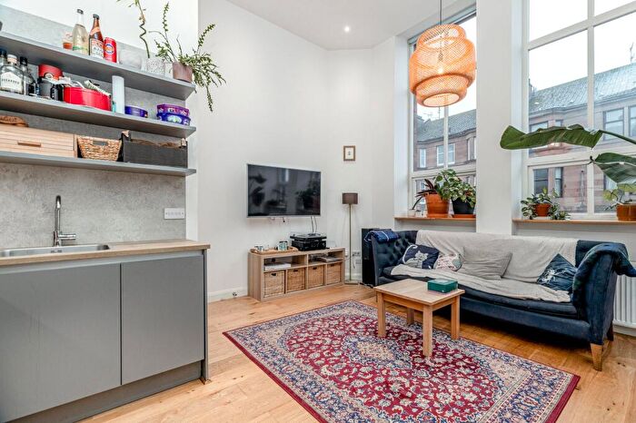 2 Bedroom Apartment For Sale In Shakespeare Street, North Kelvinside, Glasgow, G20