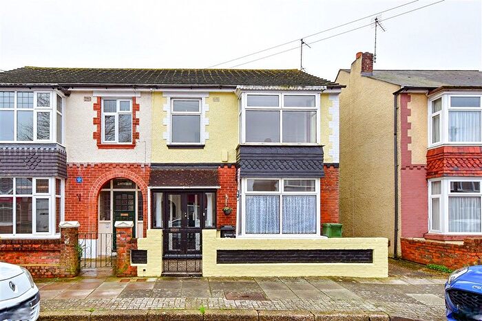 3 Bedroom Semi Detached House For Sale In Merrivale Road, Portsmouth, Hampshire, PO2
