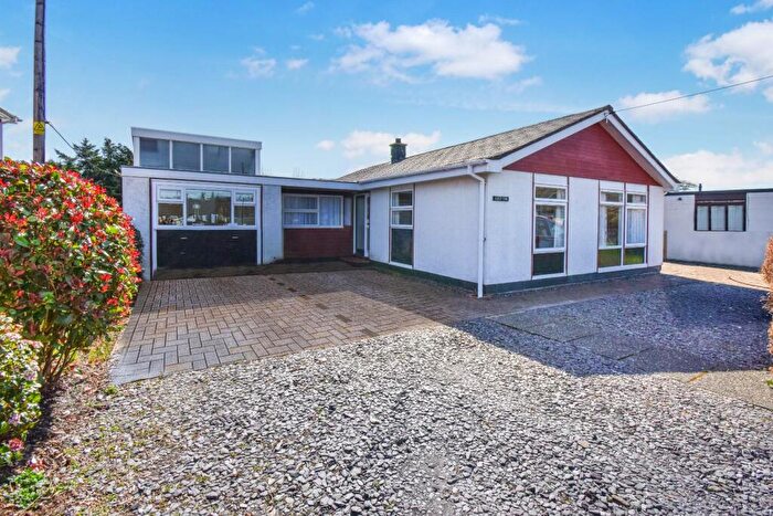 4 Bedroom Detached Bungalow For Sale In Ffordd Y Gerddi, Y Bala, LL23
