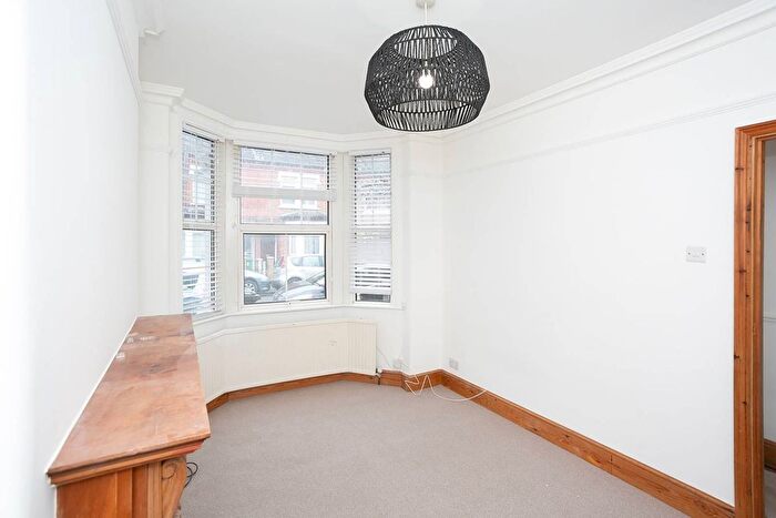 3 Bedroom Terraced House To Rent In Bruce Grove, Watford, WD24