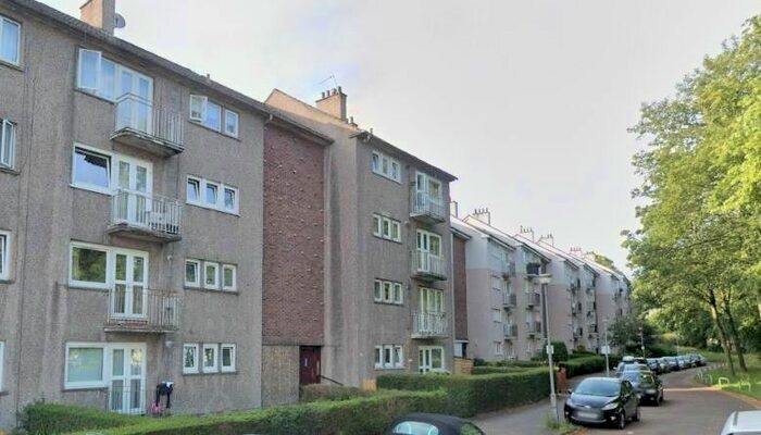 2 Bedroom Flat To Rent In Berryknowes Road, Cardonald, Glasgow, G52