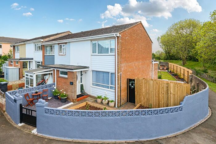 2 Bedroom End Terrace House For Sale In Hart Manor, Braunton, Devon, EX33