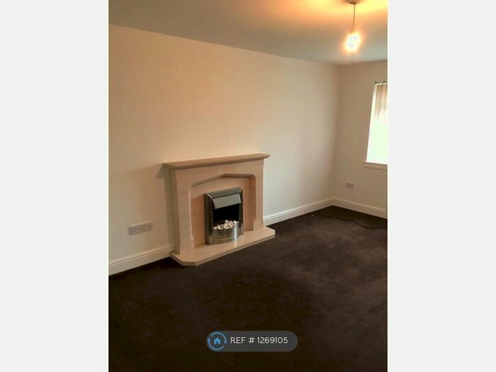 3 Bedroom Terraced House To Rent In Birkenshaw Way, Paisley PA3