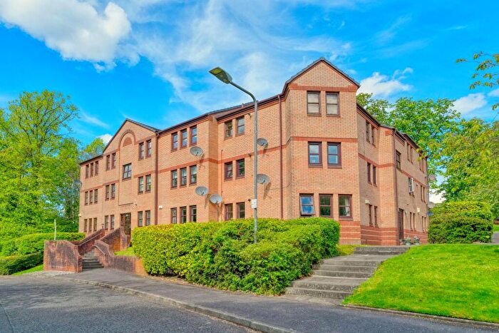 2 Bedroom Flat For Sale In Woodlands Park, Thornliebank, G46