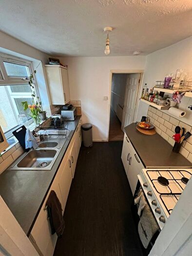 2 Bedroom Semi-Detached House To Rent In Villiers Road, Bristol, BS5