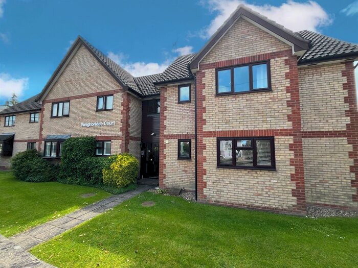 2 Bedroom Flat To Rent In Weighbridge Court, Saffron Walden, CB11