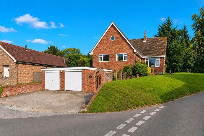 5 Bedroom Detached House For Sale In The Street, East Langdon, CT15