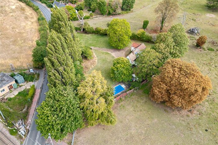 4 Bedroom Detached House For Sale In Granhams Road, Great Shelford, Cambridge, Cambridgeshire, CB22