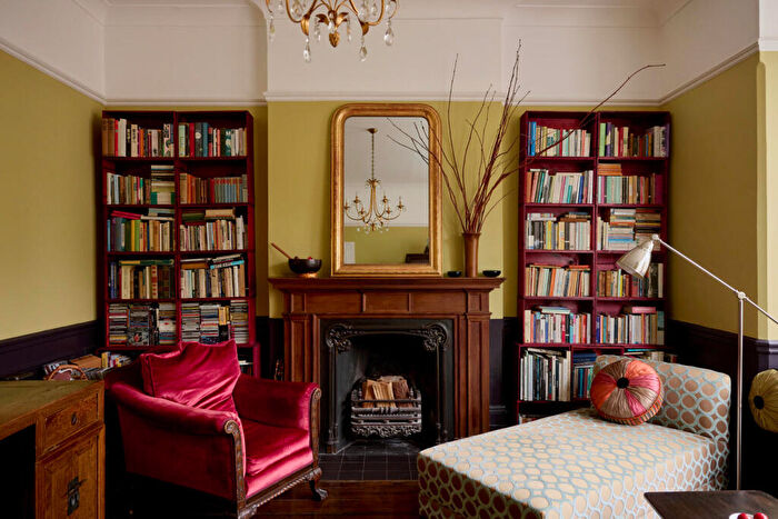 5 Bedroom House For Sale In Connaught Road, London, NW10