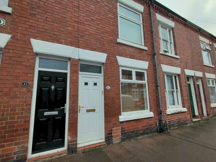 2 Bedroom Terraced House To Rent In Montague Road, Clarendon Park, LE2